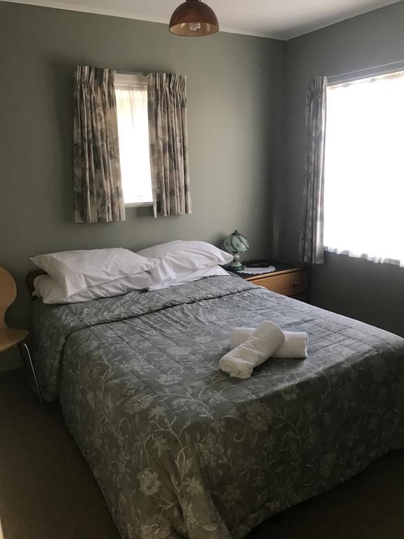 Windsor Lodge & Caravan Park Waitahanui Екстер'єр фото