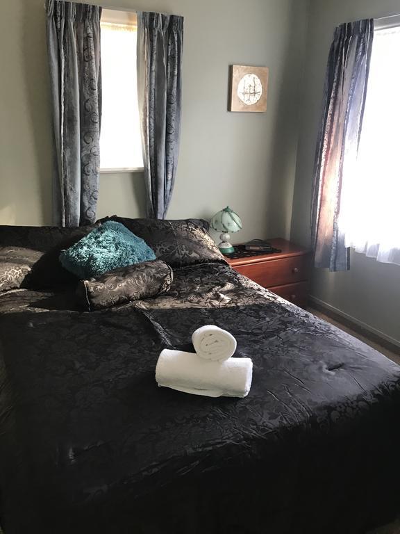 Windsor Lodge & Caravan Park Waitahanui Екстер'єр фото