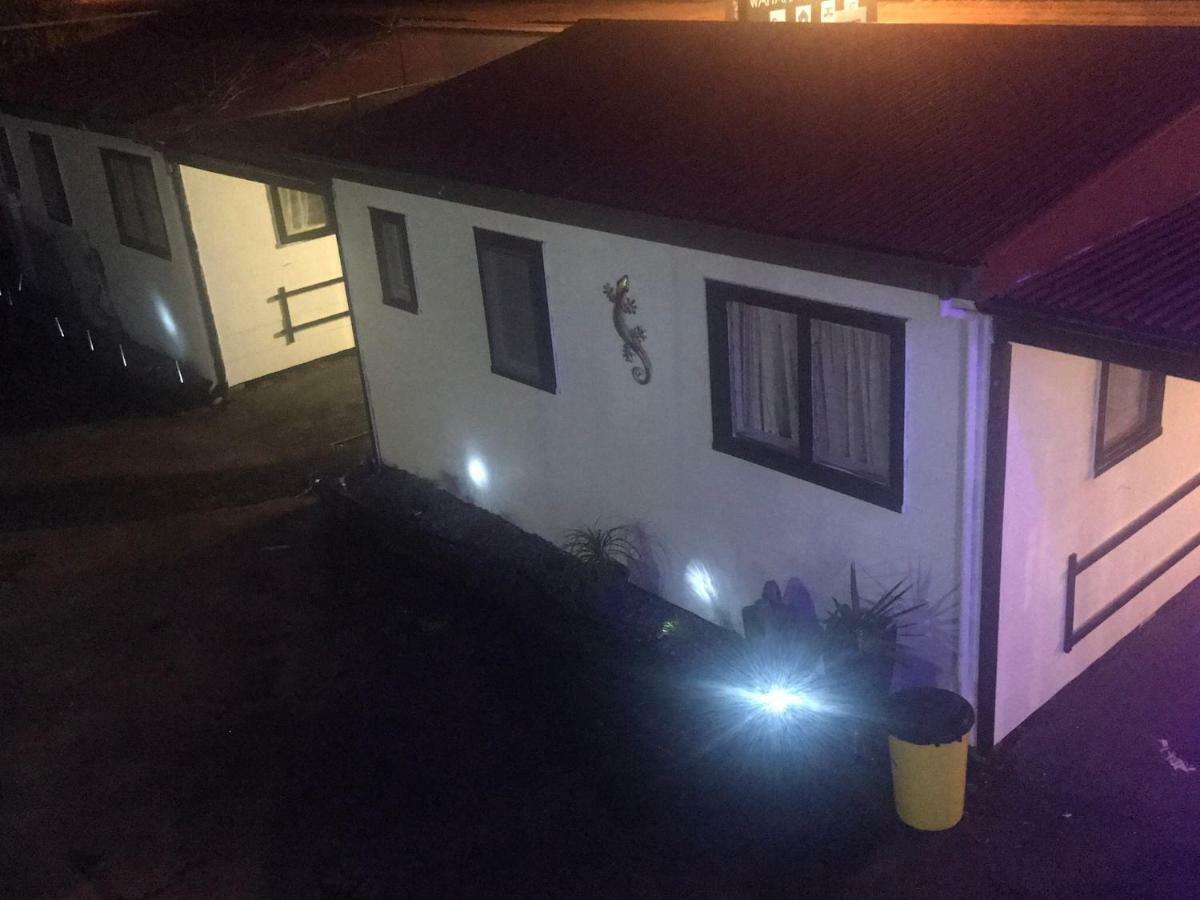 Windsor Lodge & Caravan Park Waitahanui Екстер'єр фото